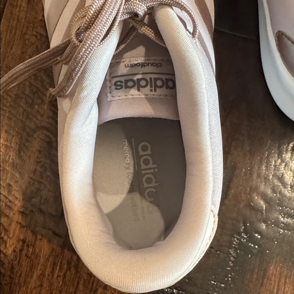 Adidas Blush Pink Athletic Shoes, size 8, TTS - Picture 3 of 4